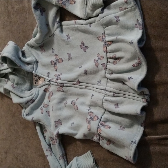 5/$20  3t zip up sweater with hood, short sleeve and a long sleeve shirt - Picture 3 of 7